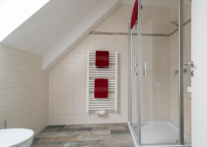 Πανσιόν Anitas Altstadtpension 3*